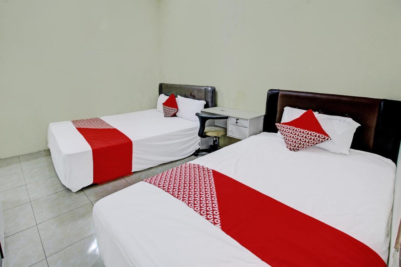 Oyo Life 92312 A+ Cozy Rooms Syariah Kediri  Exterior foto